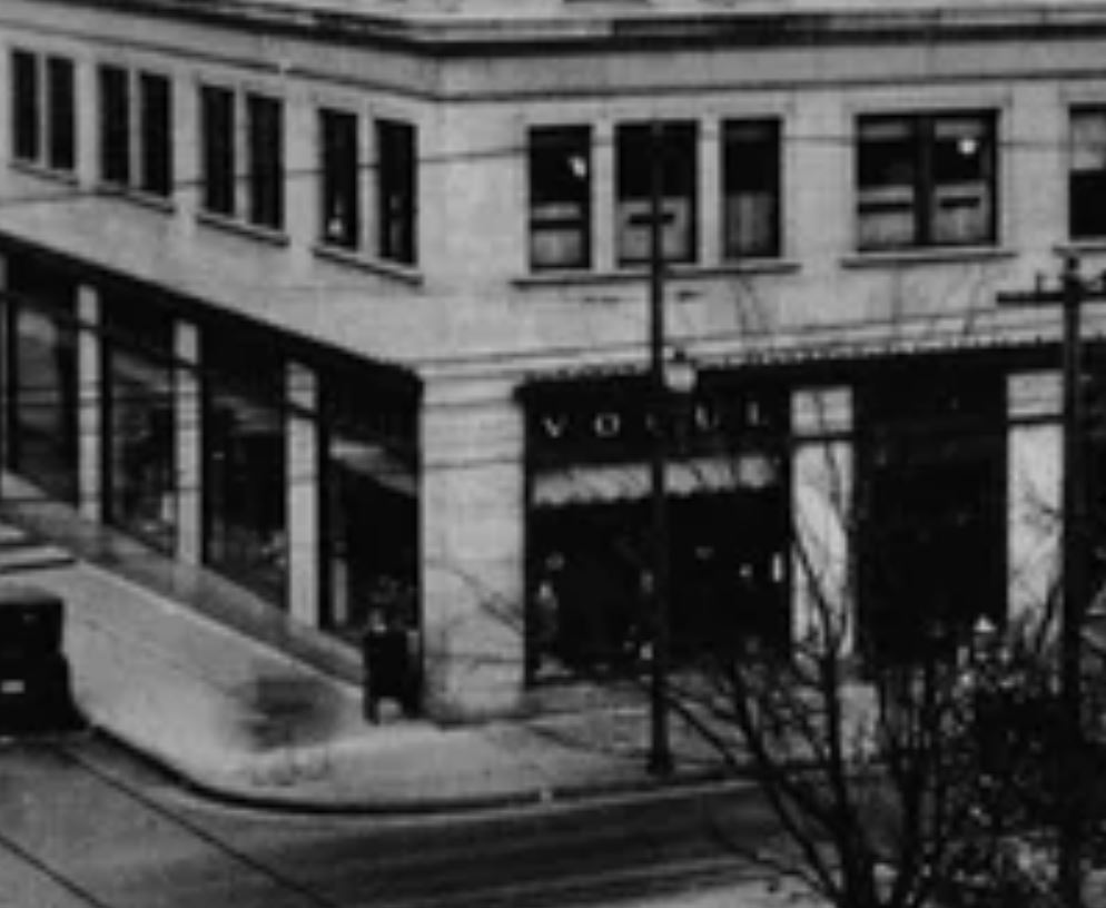 The_Vogue_Nissen_Building_1930_Close.JPG