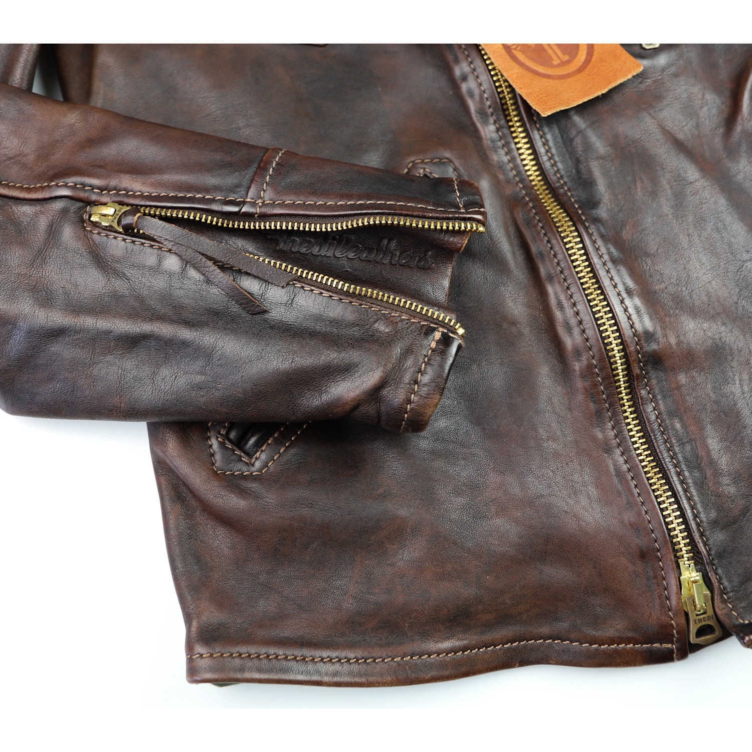 Thedi Evander Crosszip Half Belt Chestnut Bruciato Horsehide XL4 sleeve zipper IG square.jpg