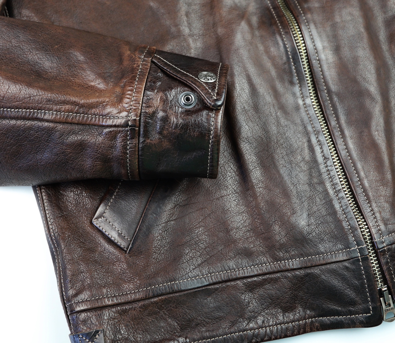 Thedi Idas Espresso Toscano Buffalo 2XL3 snap cuff.jpg