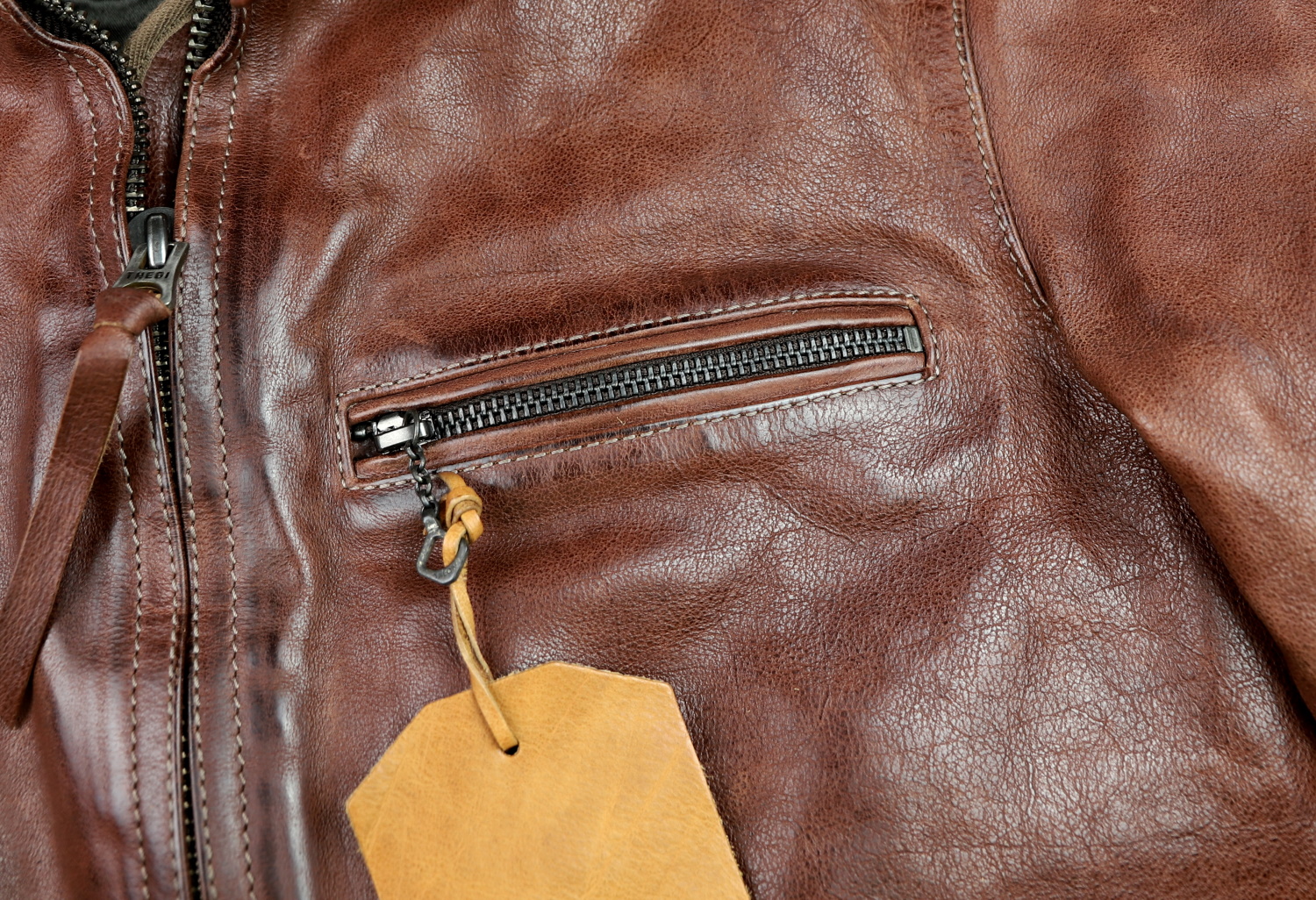 Thedi Phenix No quilting Caffe Buffalo chest pocket.jpg