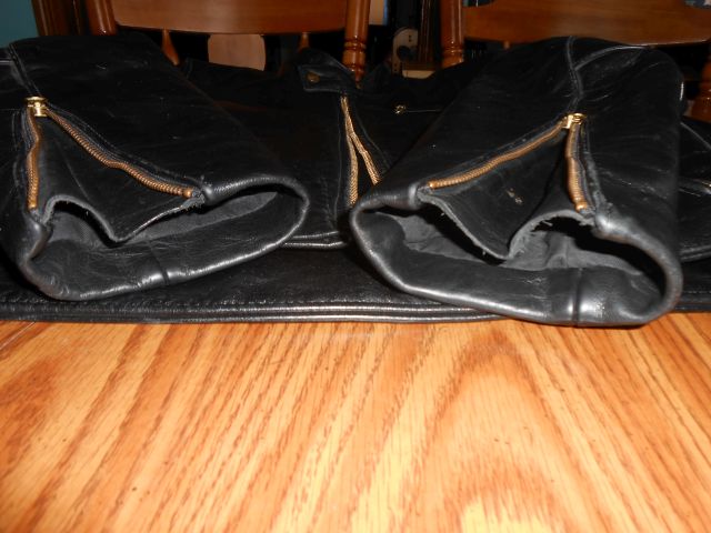 Vanson cuffs.jpg