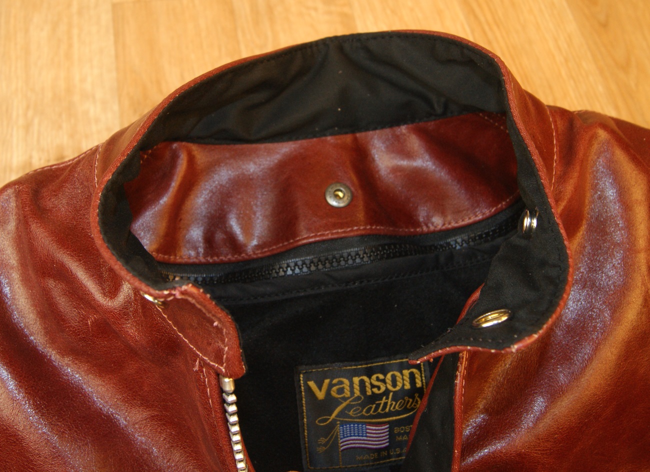 Vanson custom Model B Octagon tag.jpg