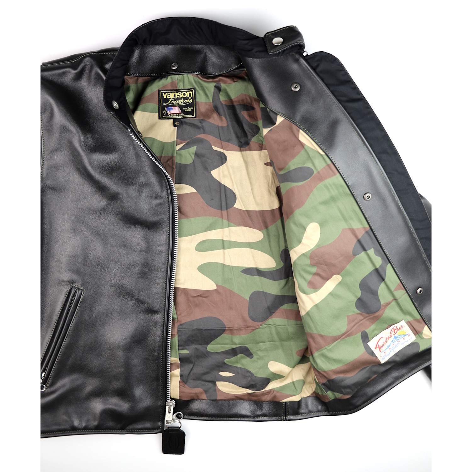 Vanson Model B Deluxe 42H camo lining IG square.jpg