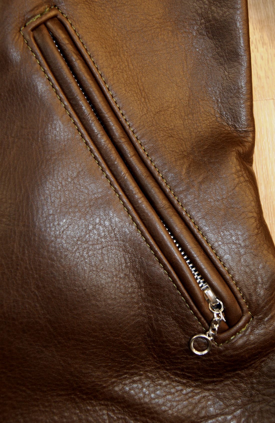 Vanson Oxford Whidley leather handwarmer.jpg