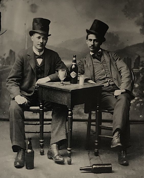 Virgil & Wyatt Earp.jpg