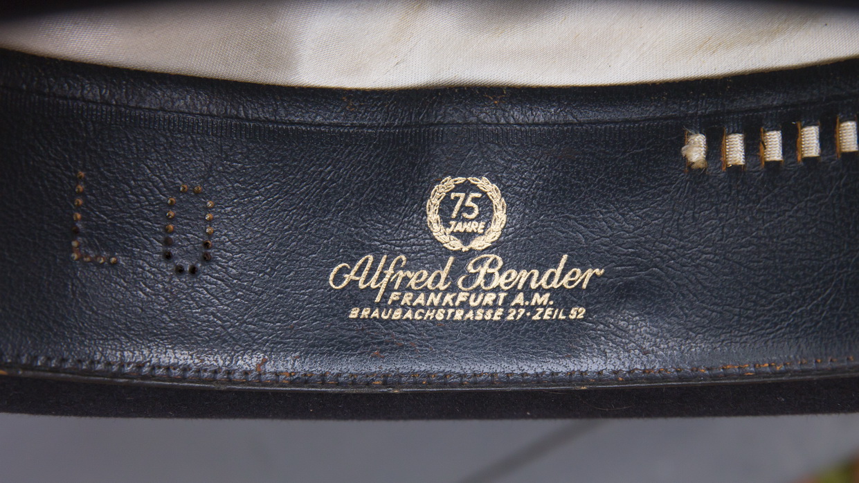 wegener-blue60_09-jpg.192122