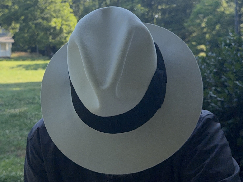 white Optimo Capone (2).jpg