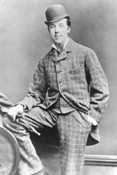 Oscar_Wilde_(1854-1900),_by_Hills_&_Saunders,_Rugby_&_Oxford_3_april_1876.jpg