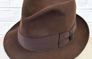 Three Vintage Hats You Need to Buy Today - 5-3-2018