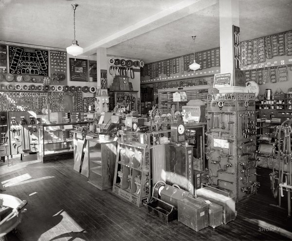 1926 Auto Parts Store.jpg