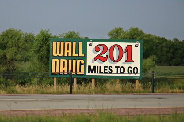 wall-drug-sign-5.jpg