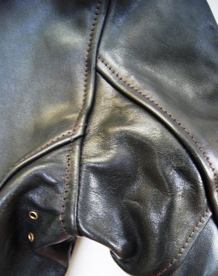 Aero Black Italian 10.jpg