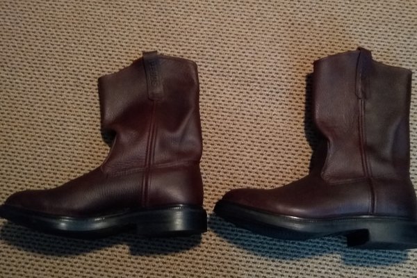 FS: Red Wing 1159 pull ons, 8.5 | The Fedora Lounge