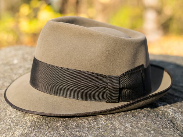 Hat-Wildleder-Trilby-graugrün-100-WEB-XL.jpg