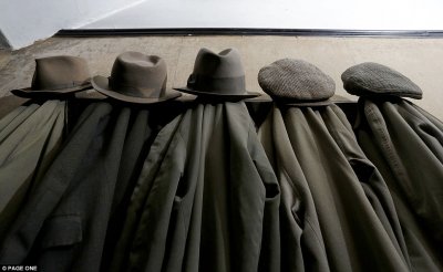 staw-caps.jpg