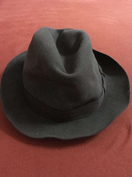 Beaten-Borsalino1.jpg Beaten-Borsalino1.jpg