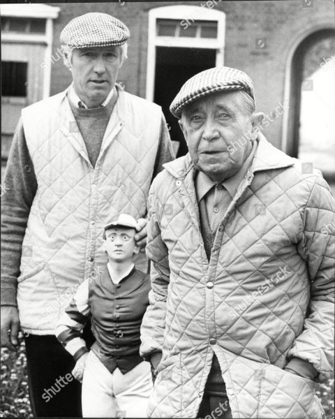geoffrey-wragg-and-father-harry-wragg-race-horse-trainer-1983-shutterstock-editorial-1500797a.jpg