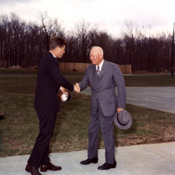 JFK_&_Eisenhower_meeting_1961.jpg