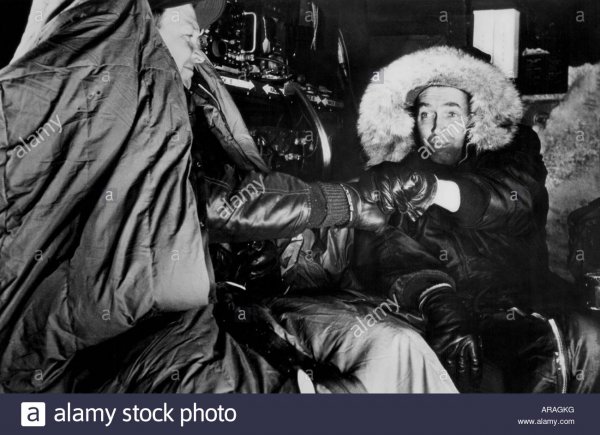 movie-strategic-air-command-usa-1955-director-anthony-mann-scene-with-ARAGKG.jpg