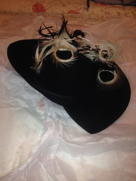 wedding hat 001.JPG