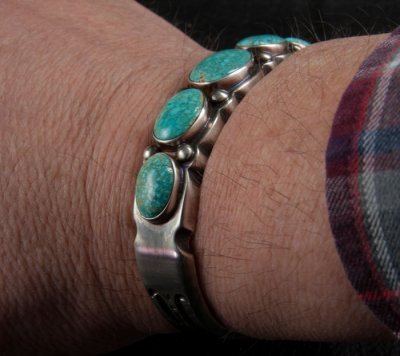 bracelet_6.jpg