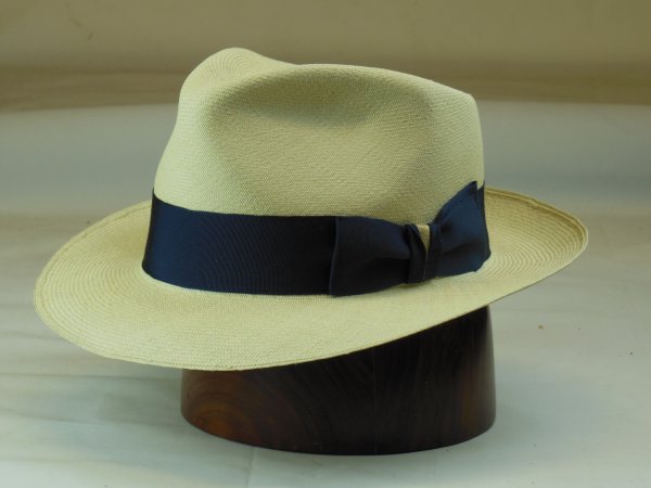 NW Hats Cuenca_04.JPG