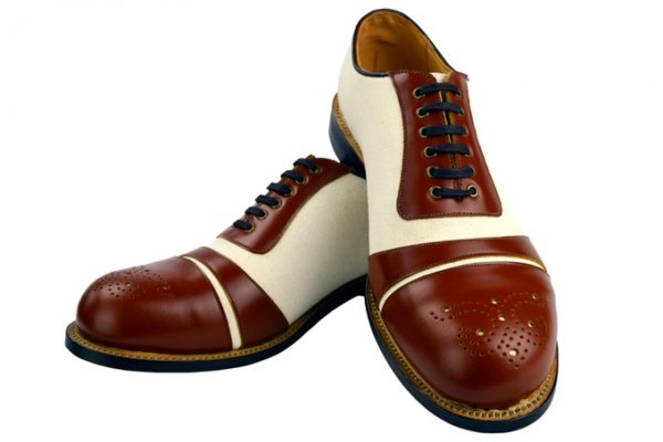 acorn shoes.jpg