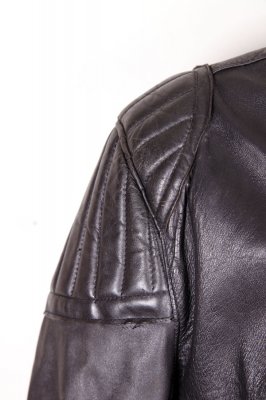 jacket_shoulder.jpg