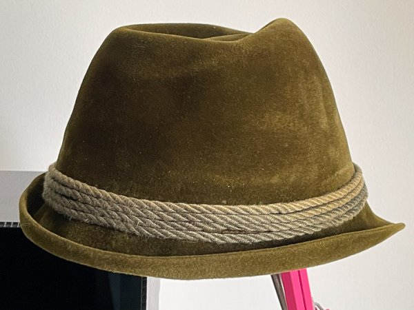 tyrolean_hat-004.jpg