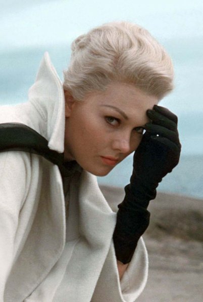 Kim-Novak-Madeleine-Elster-Vertigo.jpg