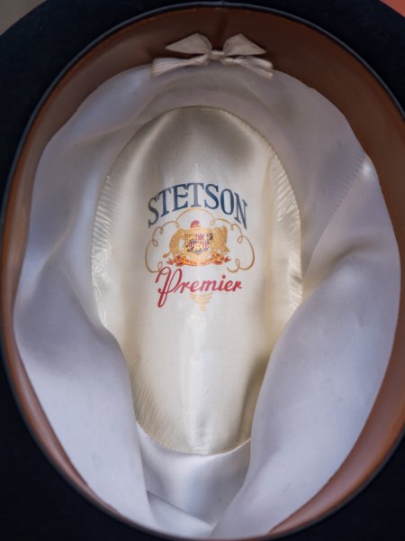 Hat-Stetson-Premier-Windrose-black-Inside-101-WEB-XL.jpg