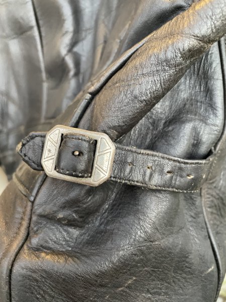 Old Leather_Buckle.JPG