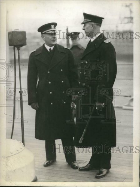 Adm Julian T Latimer, Capt FL Oliver at Phila Navy yards 1929 _1.jpg