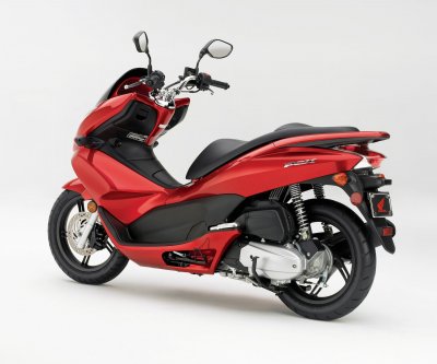 2011-Honda-PCX125d.jpg