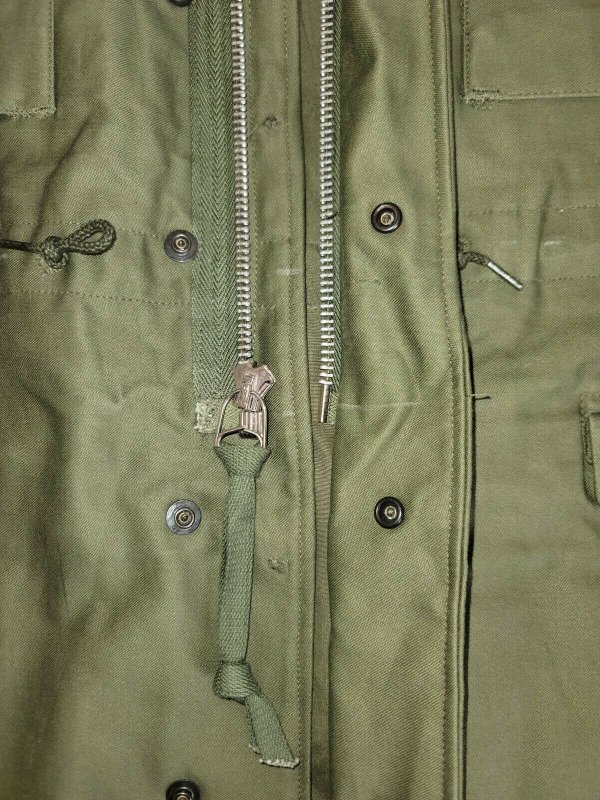 NOS field jacket zipper.jpg