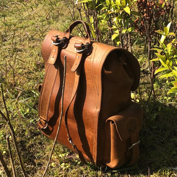 saddleback front pkt backpack for sale_04.jpg