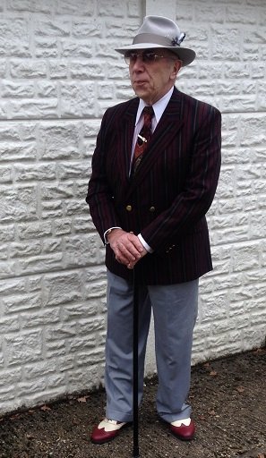 Maroon Blazer And silvergreybtrousers2 001.JPG Maroon Blazer And silvergreybtrousers2 001.JPG