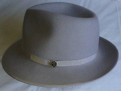 MG Hat badge 001.JPG