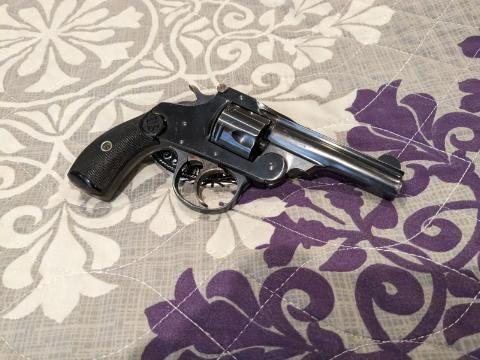 US revolver 1.jpg
