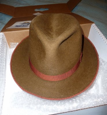 aHat2.jpg