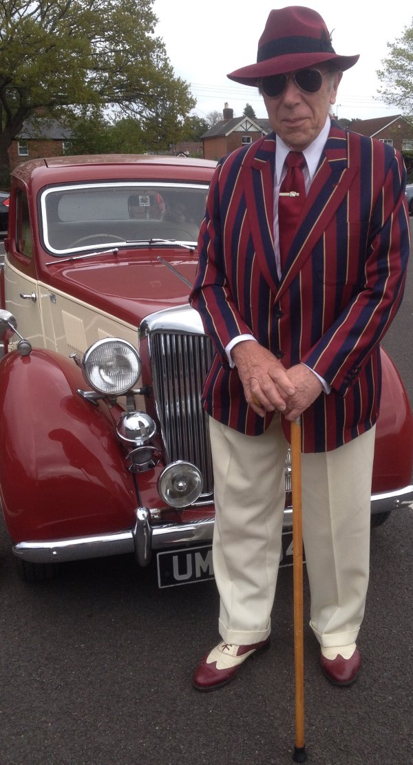 red blazer 002.JPG