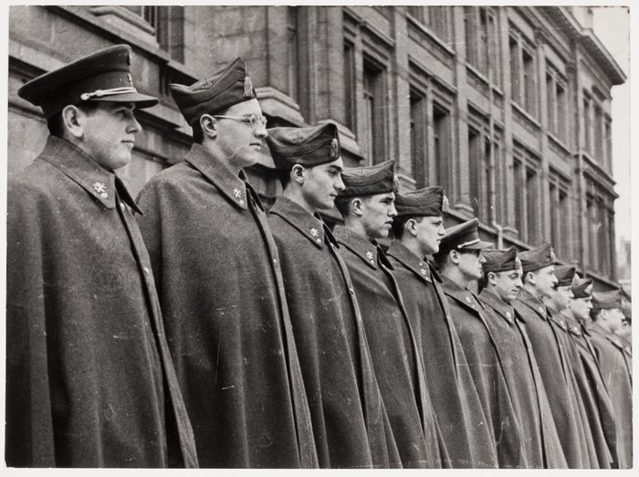 capa_robert_2010_85_249_471186_displaysize Royal Military Academy.jpg