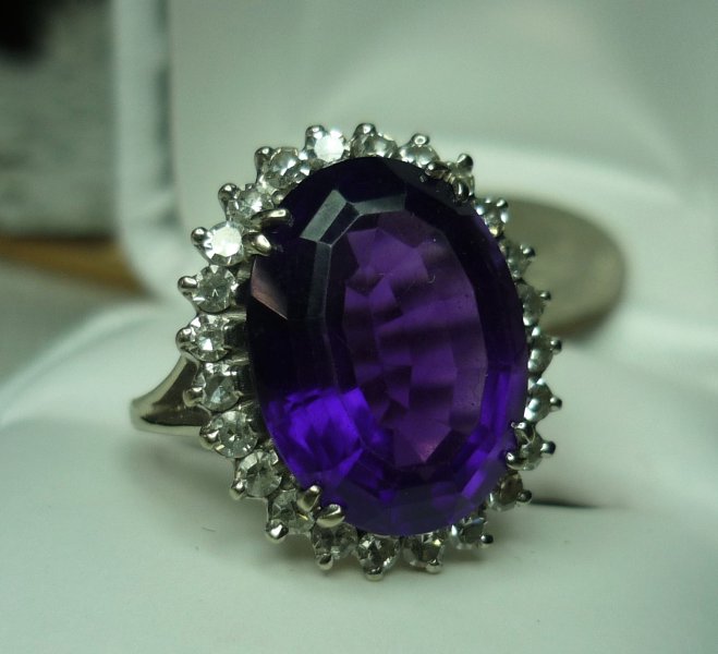 Amethyst Siberian 14 kwg dia ring P1110970 (7).jpg