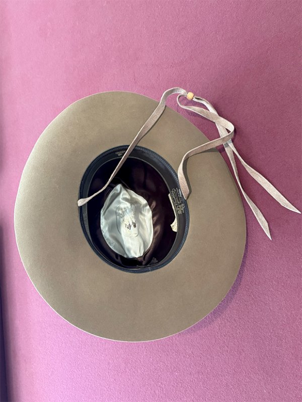 HAT 6.jpg