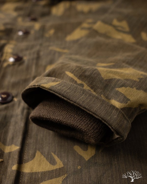 dehen-1920-n-1-deck-jacket-dry-wax-cotton-darkwood-camo-brown-mouton_5_940x.jpg