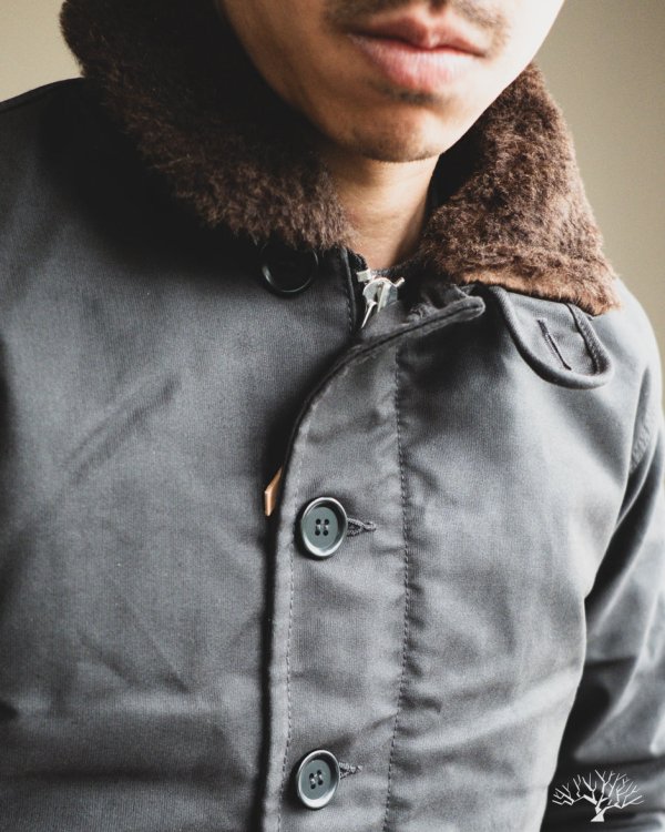 iron-heart-ihm-37-blk-oiled-whipcord-n1-deck-jacket-black_23_940x.jpg