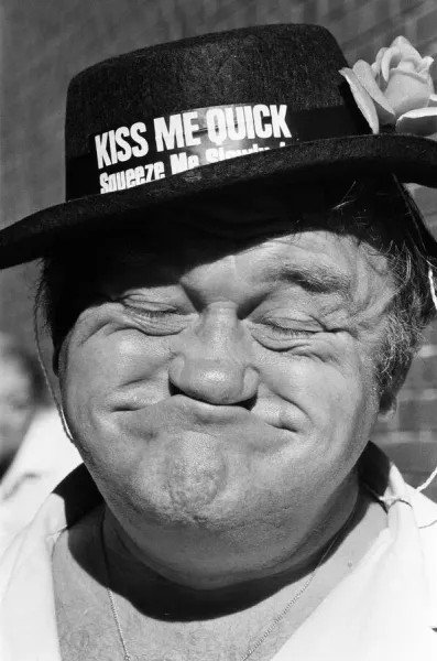 les-dawson-blackpool-beach-lancashire-21924882.jpg~2.jpg
