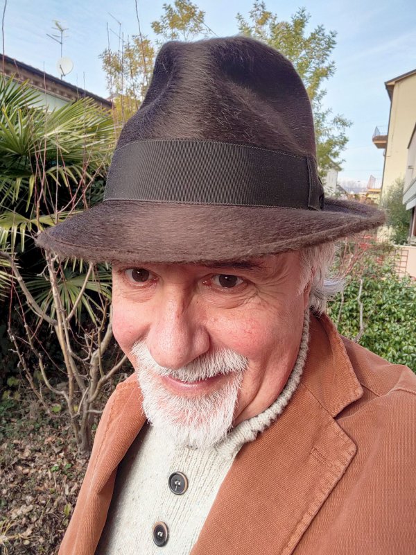 Marron Guerra Pelo 7.jpg