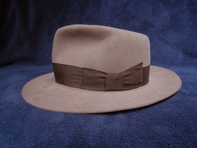 AKubra-side.jpg AKubra-side.jpg